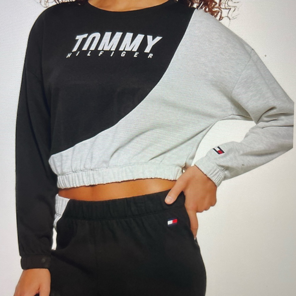 Tommy Hilfiger Sport crew neck sweatshirt NWT